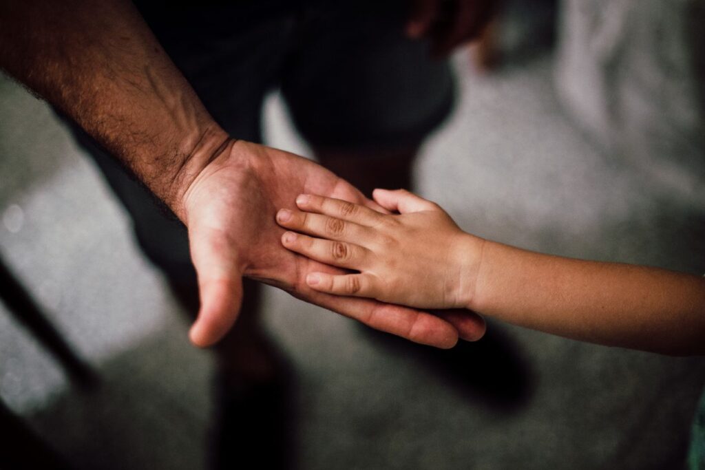 Babalık Davası Nedir? Şartları, Süresi ve DNA Testi (TMK m.301-304)