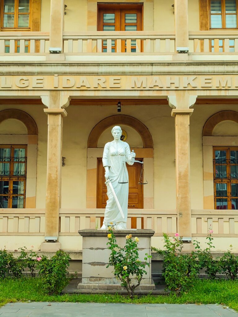 Görevi Kötüye Kullanma Suçu (TCK m.257)